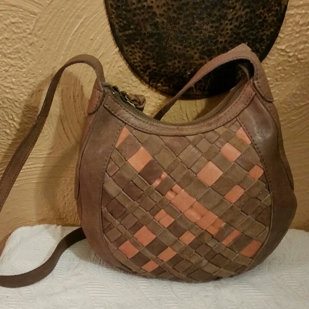 Lucky Brand crossbody purse.
